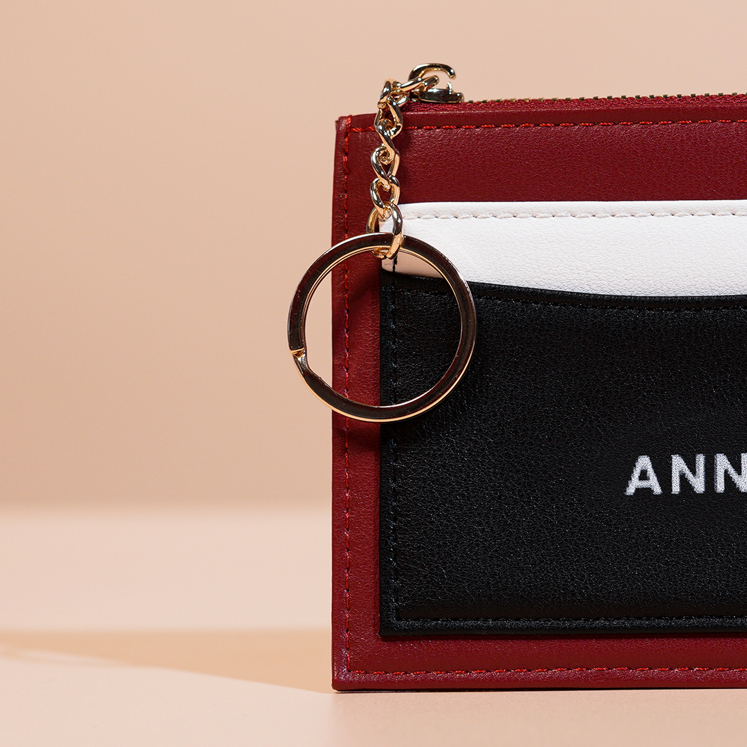 Victoria Chain CardHolder - Maroon