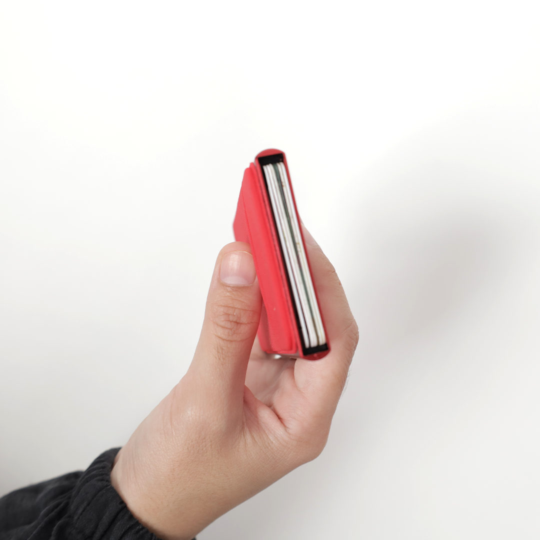 Pop-Up Card Holder - Red