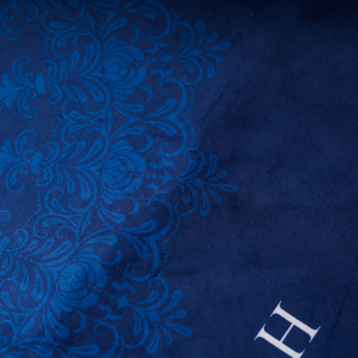 Ornamental Series - Prussian Blue Prayer Mat with Navy Half Lining Small Canvas Bag